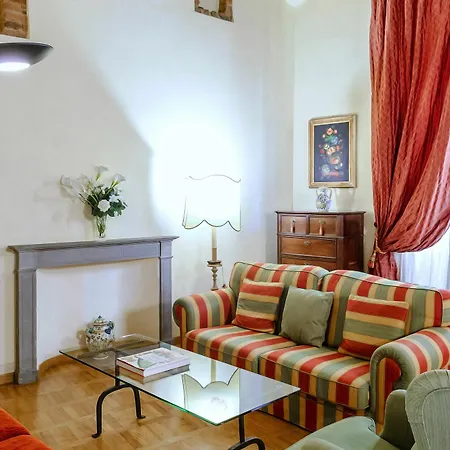 Corno Florentine By 360rentals Florencie
